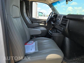 2021 Chevrolet Express 3500 Cargo Van 1WT 135.2" WB - miniatura 8