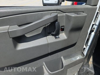 2021 Chevrolet Express 3500 Cargo Van 1WT 135.2" WB - miniatura 9