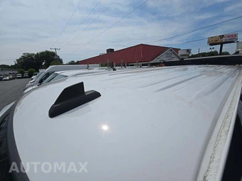 2021 Chevrolet Express 3500 Cargo Van 1WT 135.2" WB - miniatura 12