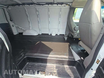 2021 Chevrolet Express 3500 Cargo Van 1WT 135.2" WB - miniatura 15
