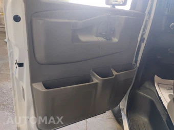 2021 Chevrolet Express 3500 Cutaway 1WT - miniatura 4