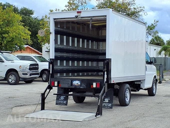 2021 Chevrolet Express 3500 Cutaway 1WT - miniatura 15