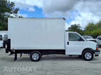 2021 Chevrolet Express 3500 Cutaway 1WT - miniatura 2