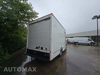 2021 Chevrolet Express 3500 Cutaway 1WT DRW - miniatura 3