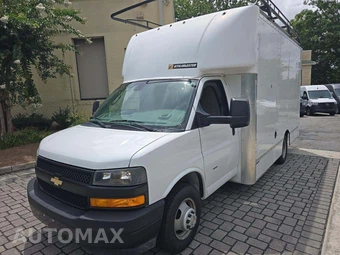 2021 Chevrolet Express 3500 Cutaway 1WT DRW