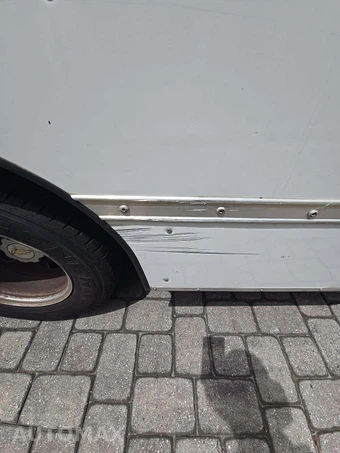 2021 Chevrolet Express 3500 Cutaway 1WT DRW - miniatura 23