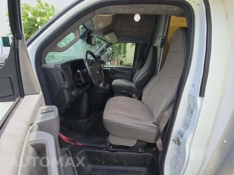2021 Chevrolet Express 3500 Cutaway 1WT DRW - miniatura 6