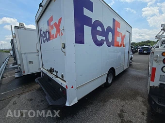 2021 Chevrolet Express 3500 Cutaway 1WT DRW – miniatura 4