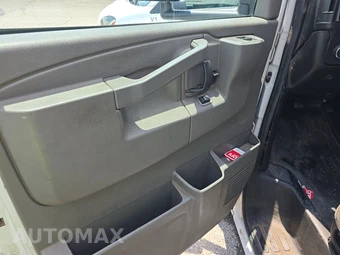 2021 Chevrolet Express 3500 Cutaway 1WT DRW – miniatura 9