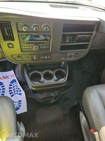 2021 Chevrolet Express 3500 Passenger Van LS 1LS 155.1" WB – miniatura 11