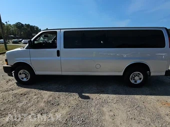2021 Chevrolet Express 3500 Passenger Van LS 1LS 155.1" WB – miniatura 3
