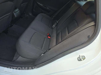 2021 Chevrolet Malibu LS 1FL – miniatura 13