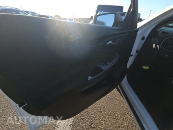 2021 Chevrolet Malibu LS 1FL – miniatura 9