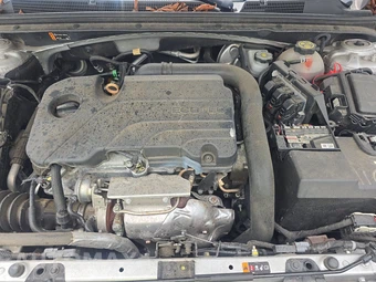2021 Chevrolet Malibu LS 1FL - miniatura 15