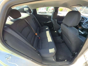 2021 Chevrolet Malibu LS 1FL – miniatura 16