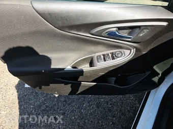 2021 Chevrolet Malibu LS 1FL - miniatura 9