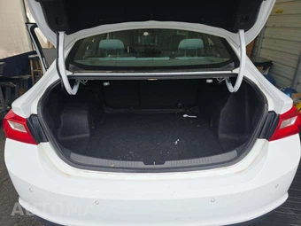 2021 Chevrolet Malibu LS 1FL - miniatura 14