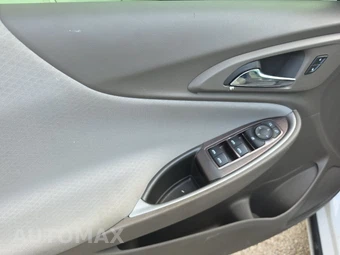 2021 Chevrolet Malibu LS 1FL – miniatura 9