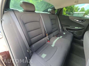 2021 Chevrolet Malibu LS 1FL – miniatura 13