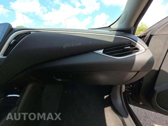 2021 Chevrolet Malibu LS 1FL – miniatura 16