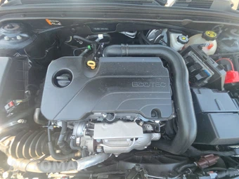 2021 Chevrolet Malibu LS 1LS – miniatura 15