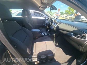 2021 Chevrolet Malibu LS 1LS – miniatura 8