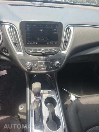 2021 Chevrolet Malibu LS 1LS – miniatura 11