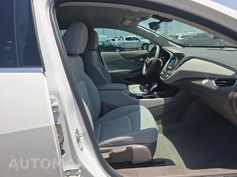 2021 Chevrolet Malibu LS 1LS – miniatura 8