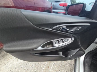 2021 Chevrolet Malibu LT 1LT – miniatura 9