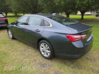 2021 Chevrolet Malibu LT 1LT – miniatura 2