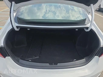 2021 Chevrolet Malibu RS 1SP - miniatura 19