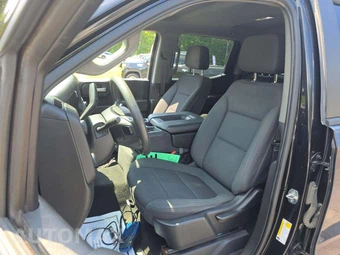 2021 Chevrolet Silverado 1500 Custom Crew Cab Short Bed 1CX - miniatura 3