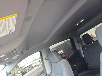 2021 Chevrolet Silverado 1500 Custom Crew Cab Short Bed 1CX - miniatura 17