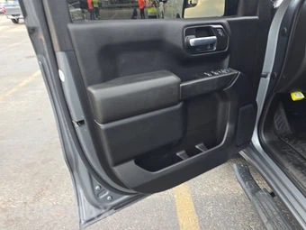 2021 Chevrolet Silverado 1500 Custom Crew Cab Short Bed 1CX - miniatura 9