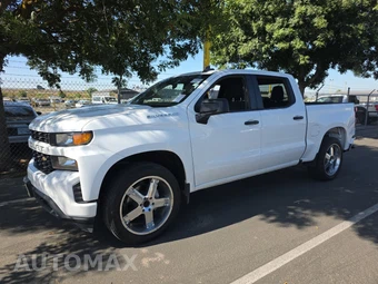 2021 Chevrolet Silverado 1500 Custom Crew Cab Short Bed 1CX