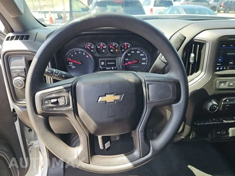 2021 Chevrolet Silverado 1500 Custom Crew Cab Short Bed 1CX - miniatura 10