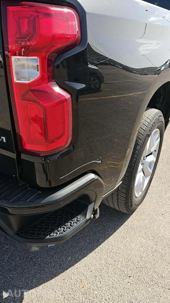 2021 Chevrolet Silverado 1500 Custom Crew Cab Short Bed 1CX - miniatura 23
