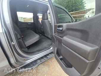 2021 Chevrolet Silverado 1500 Custom Crew Cab Short Bed 1CX - miniatura 16