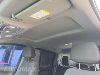 2021 Chevrolet Silverado 1500 Custom Crew Cab Short Bed 1CX - miniatura 8