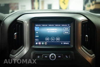 2021 Chevrolet Silverado 1500 Custom Trail Boss Crew Cab Medium Bed 2CX - miniatura 17