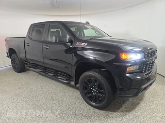 2021 Chevrolet Silverado 1500 Custom Trail Boss Crew Cab Medium Bed 2CX - miniatura 3