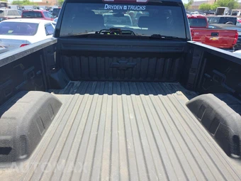 2021 Chevrolet Silverado 1500 Custom Trail Boss Crew Cab Medium Bed 2CX - miniatura 16