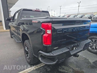 2021 Chevrolet Silverado 1500 Custom Trail Boss Crew Cab Medium Bed 2CX - miniatura 2