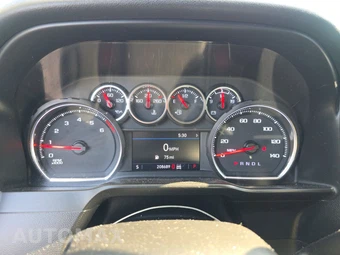 2021 Chevrolet Silverado 1500 Custom Trail Boss Crew Cab Short Bed 2CX - miniatura 12