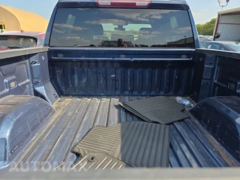 2021 Chevrolet Silverado 1500 Custom Trail Boss Crew Cab Short Bed 2CX - miniatura 16