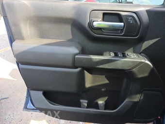 2021 Chevrolet Silverado 1500 Custom Trail Boss Crew Cab Short Bed 2CX - miniatura 9