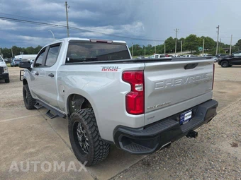 2021 Chevrolet Silverado 1500 Custom Trail Boss Crew Cab Short Bed 2CX - miniatura 2