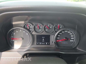 2021 Chevrolet Silverado 1500 Custom Trail Boss Crew Cab Short Bed 2CX - miniatura 9
