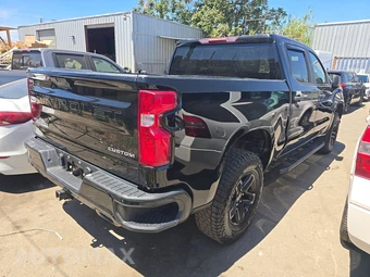 2021 Chevrolet Silverado 1500 Custom Trail Boss Crew Cab Short Bed 2CX - miniatura 4