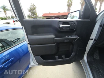 2021 Chevrolet Silverado 1500 Custom Trail Boss Crew Cab Short Bed 2CX - miniatura 9